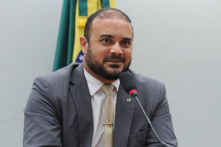 Alden prevê derrota de Lula no Congresso após veto ao PL da Dosimetria