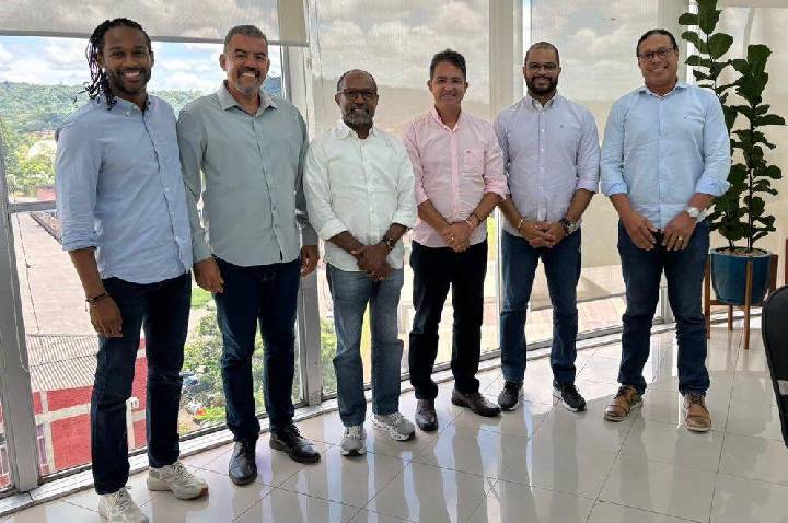 Bebeto Galvão celebra 52 anos da UESC e afirma que universidade é símbolo de desenvolvimento para o sul da Bahia