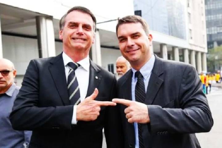 BOLSONARO PAI, BOLSONARO FILHO