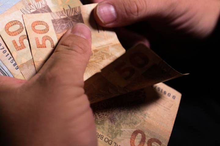 Caixa começa a pagar Bolsa Família de junho