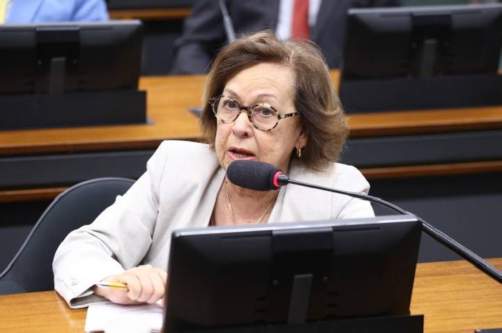 Comissão aprova programa próprio de alimentação para institutos federais