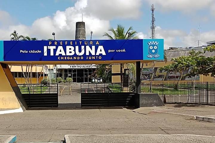 DE OLHO NA PREFEITURA