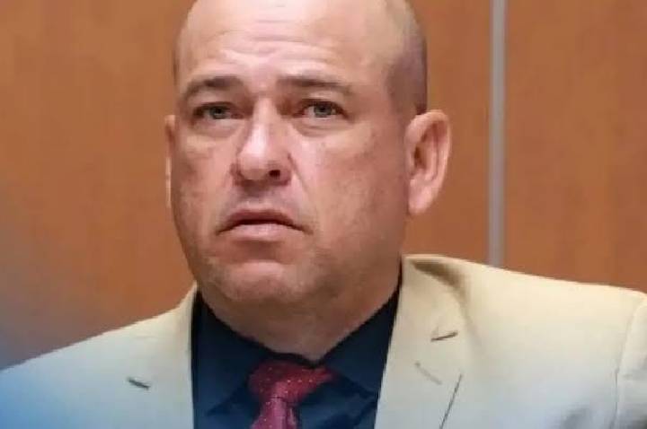 Deputado Binho Galinha é condenado a mais de 30 anos de prisão por crimes relacionados a armas na Bahia