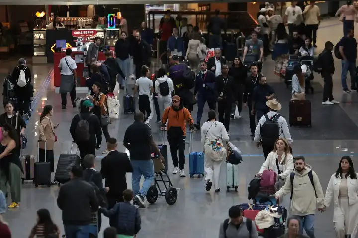 Feriado de Tiradentes aumenta fluxo de passageiros em aeroportos