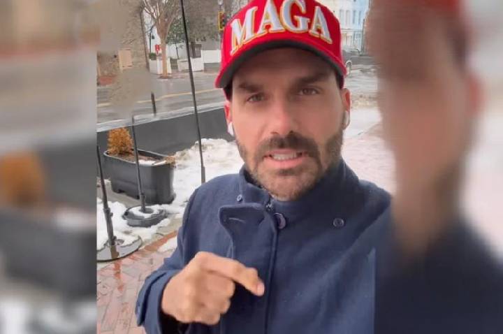 NOVO ESCÂNDALO PODE FECHAR A TAMPA DO CAIXÃO DA PRÉ-CANDIDATURA DE FLÁVIO BOLSONARO