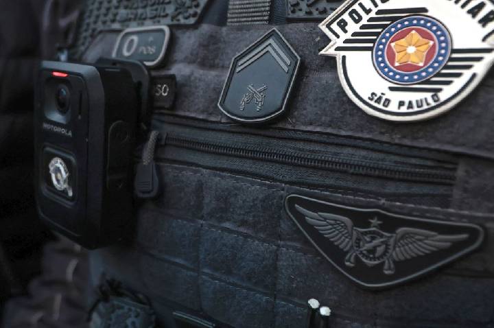 Ouvidoria da Polícia pede apuração da morte de mulher baleada por PM