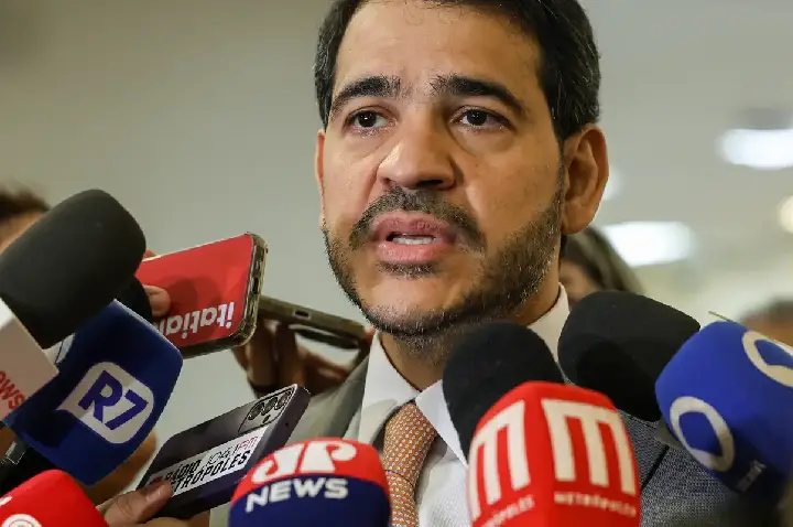 Parecer da indicação de Jorge Messias ao STF é lido na CCJ do Senado