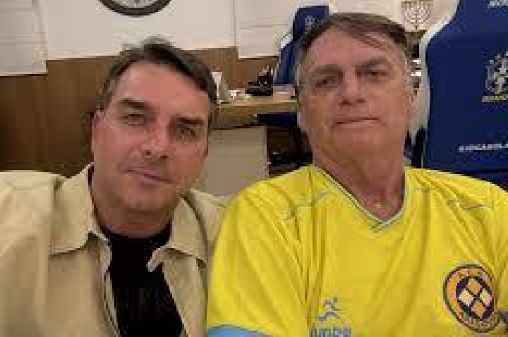 PESQUISAS CRUCIAIS: EXECUTIVA DO PL JÁ VENTILA SUBSTITUTO PARA FLÁVIO BOLSONARO