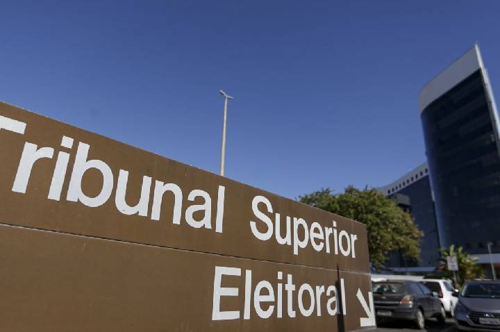 PL receberá maior fatia do fundo eleitoral para campanhas do TSE
