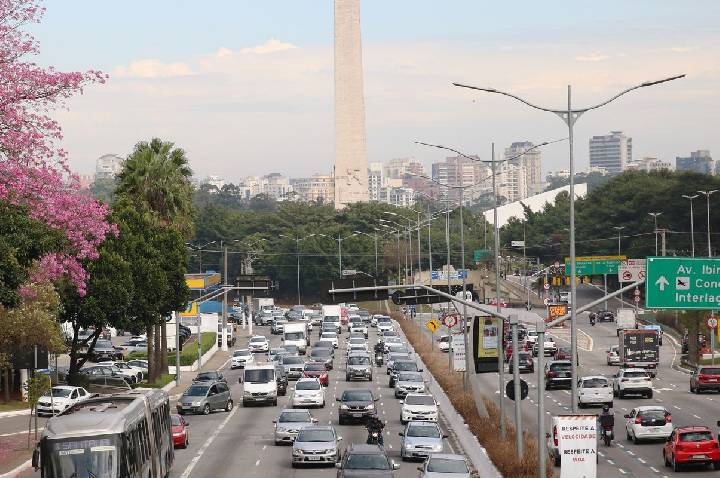 Rodízio de veículos em SP será suspenso no feriado de Corpus Christi