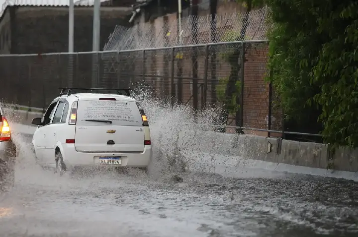 Temporais atingem o estado do Rio