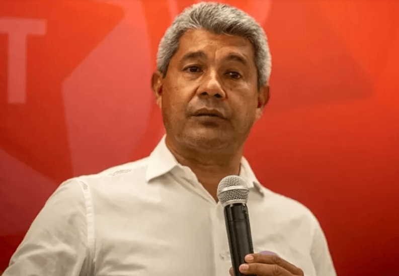 Polêmica: Jerônimo fala em proibir fantasias de foliões em pleno Carnaval