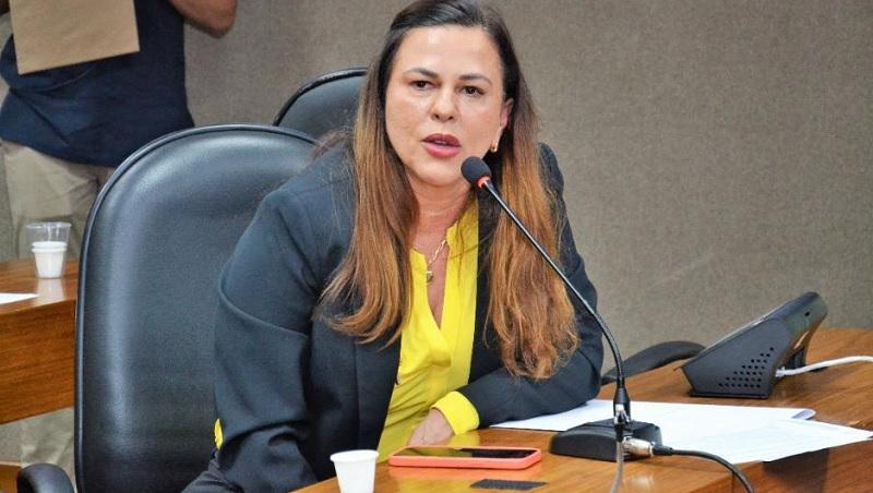 Soane Galvão defende a inclusão de conceitos básicos da cultura antirracista no programa educacional