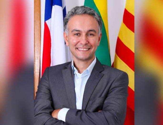O MÉDICO ANDRÉ CEZÁRIO VAI DEIXAR A SECRETARIA DE SAÚDE DE ILHÉUS