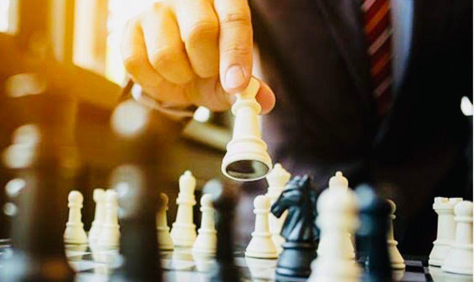 A Delicada Fronteira Entre Estratégia e Jogo Sujo na Política