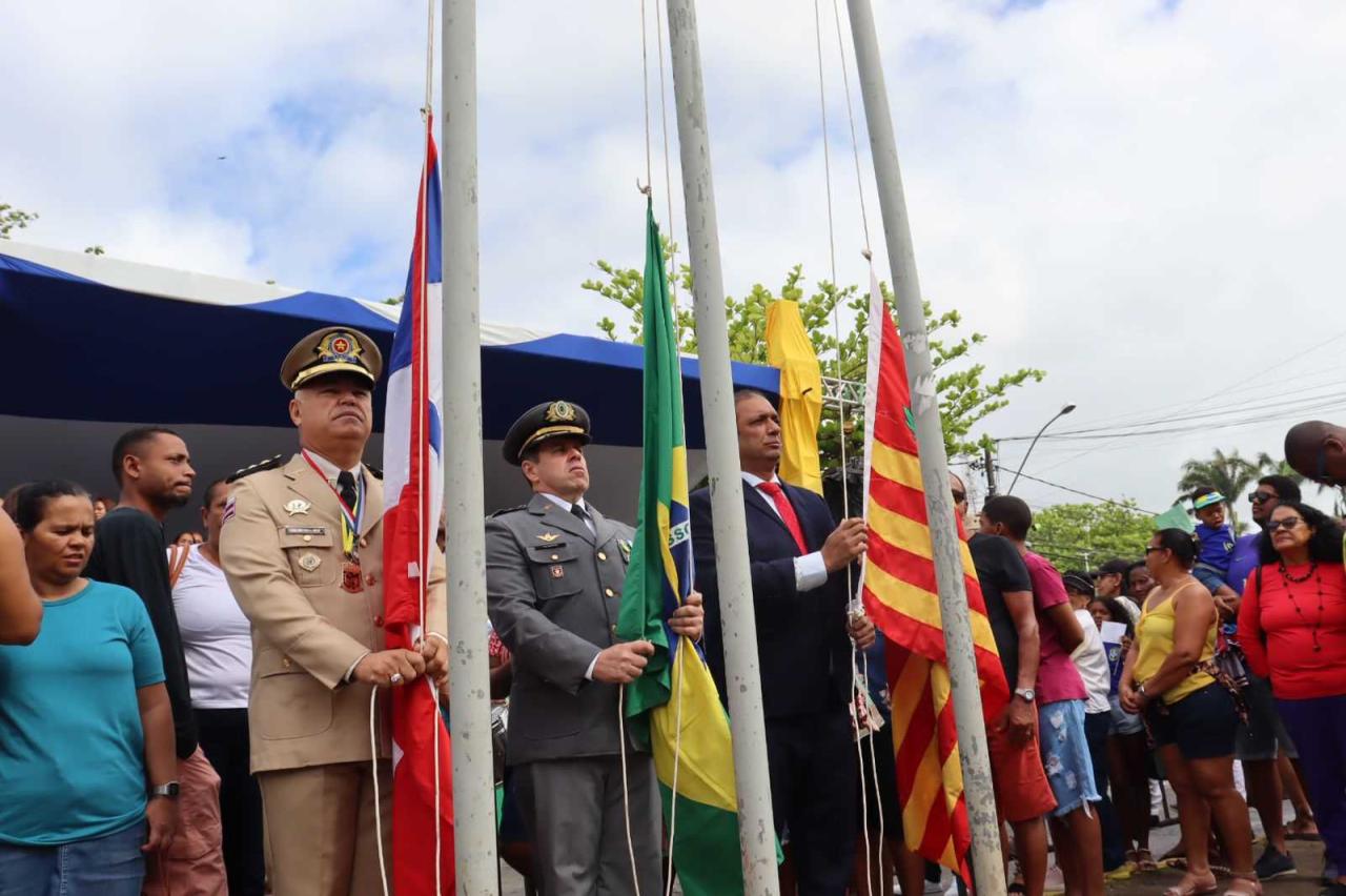 Ao som de fanfarras, Ilhéus celebra Independência do Brasil e reúne população na Avenida