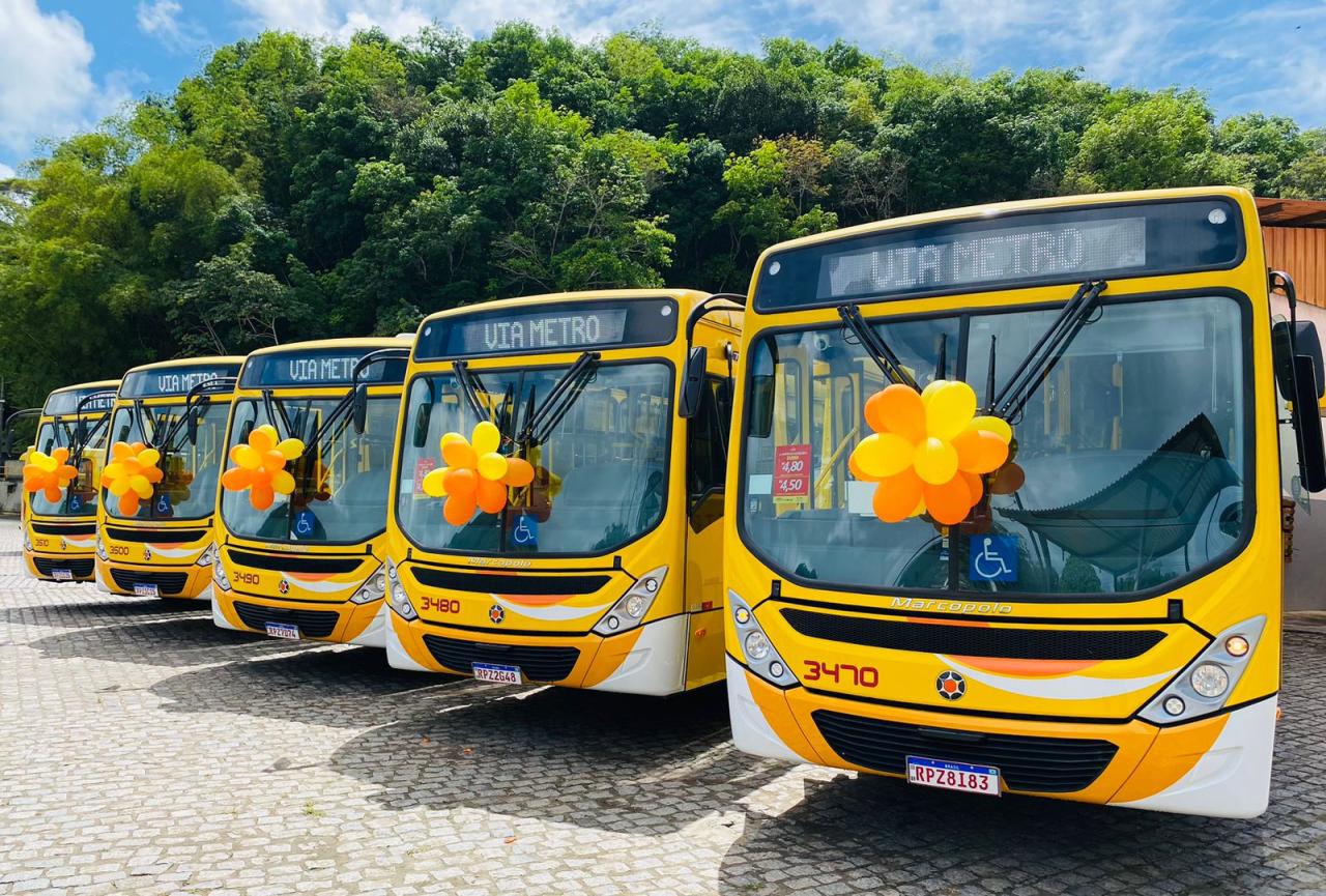 Via Metro Apresenta Novos Ônibus Coletivos