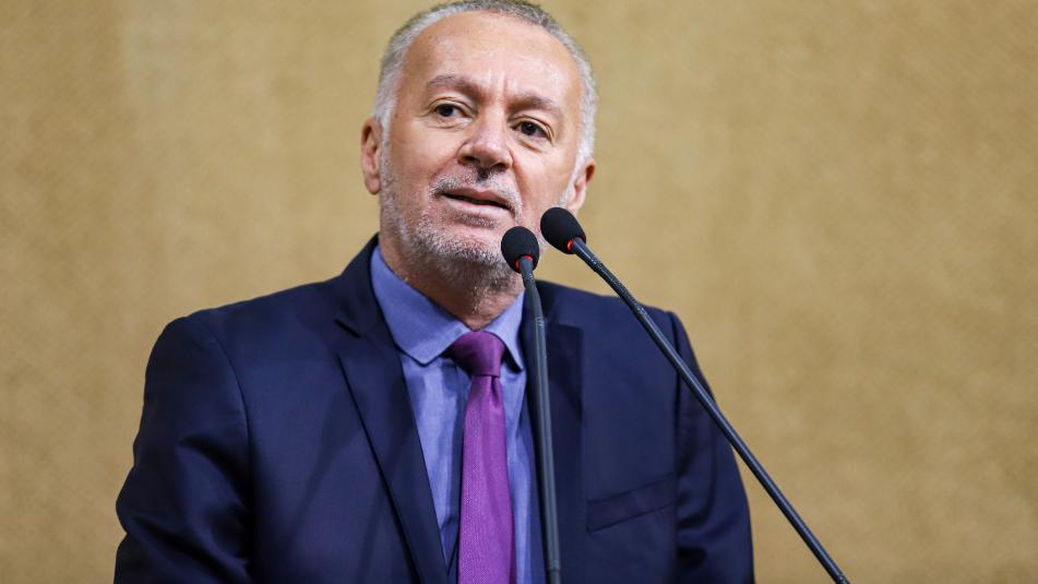 BOBÔ PROPÕE LAUDO DEFINITIVO PARA DIAGNOSTICADOS COM DIABETES MELLITUS TIPO 1