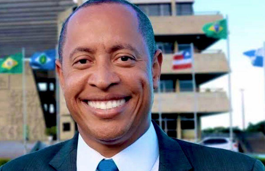 JURAILTON PEDE POSTO DO DETRAN EM VERA CRUZ