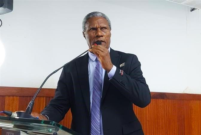 Rumores Políticos em Ilhéus: Vereador Augustão Avalia Mudança para o PDT