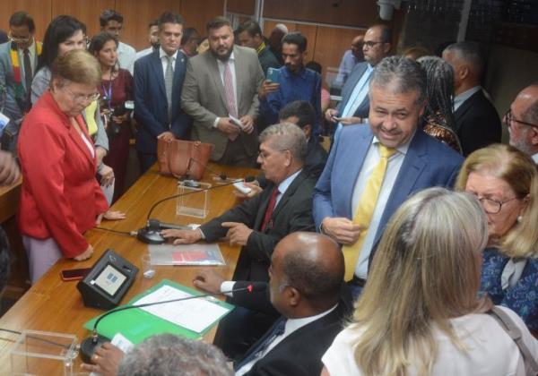 Deputados retomam comissões permanentes da Alba nesta terça-feira (26)