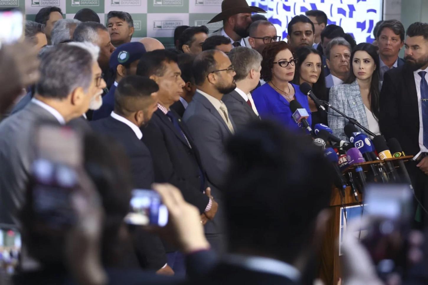 Oposição a Lula planeja ato pelo impeachment no Senado