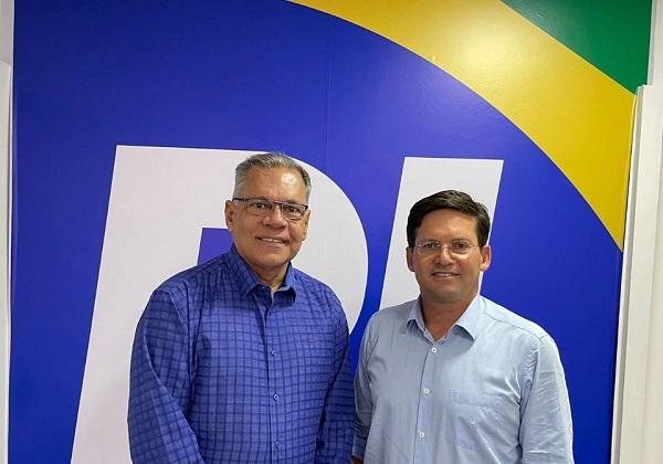 João Henrique se apega a Bolsonaro e Roma para tentar ser vereador: ‘Vão me apoiar’