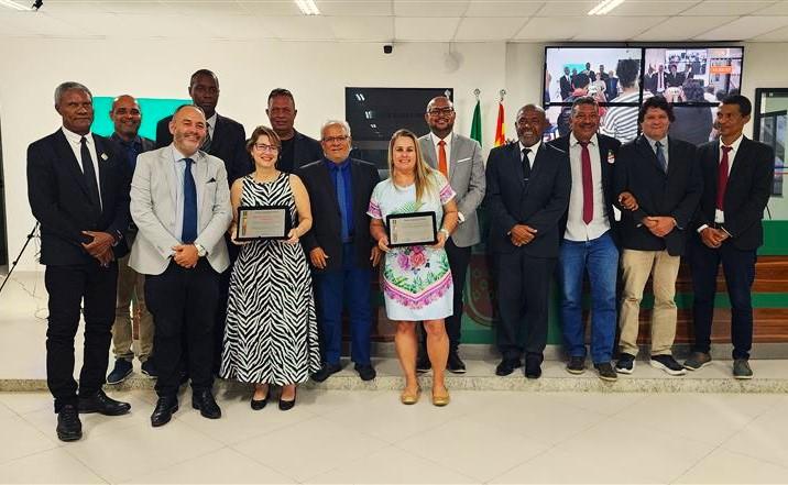Câmara Municipal de Ilhéus Concede Título de Cidadã Ilheense a Márcia Menezes e Dra. Ana Carolina Affonso