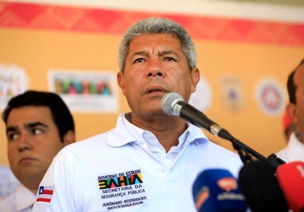 Jerônimo diz que faz política com coração após ser acusado por ACM Neto de agir por interesse