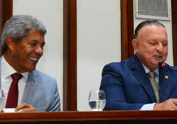 Jerônimo envia projeto de reajuste salarial de servidores públicos à Alba