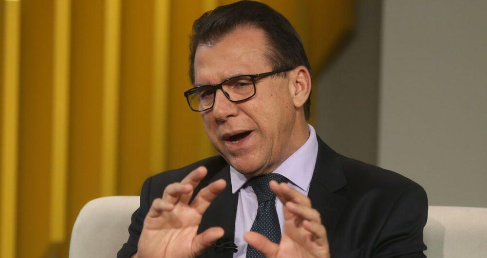 Marinho quer regulamentar inteligência artificial para preservar empregos no Brasil