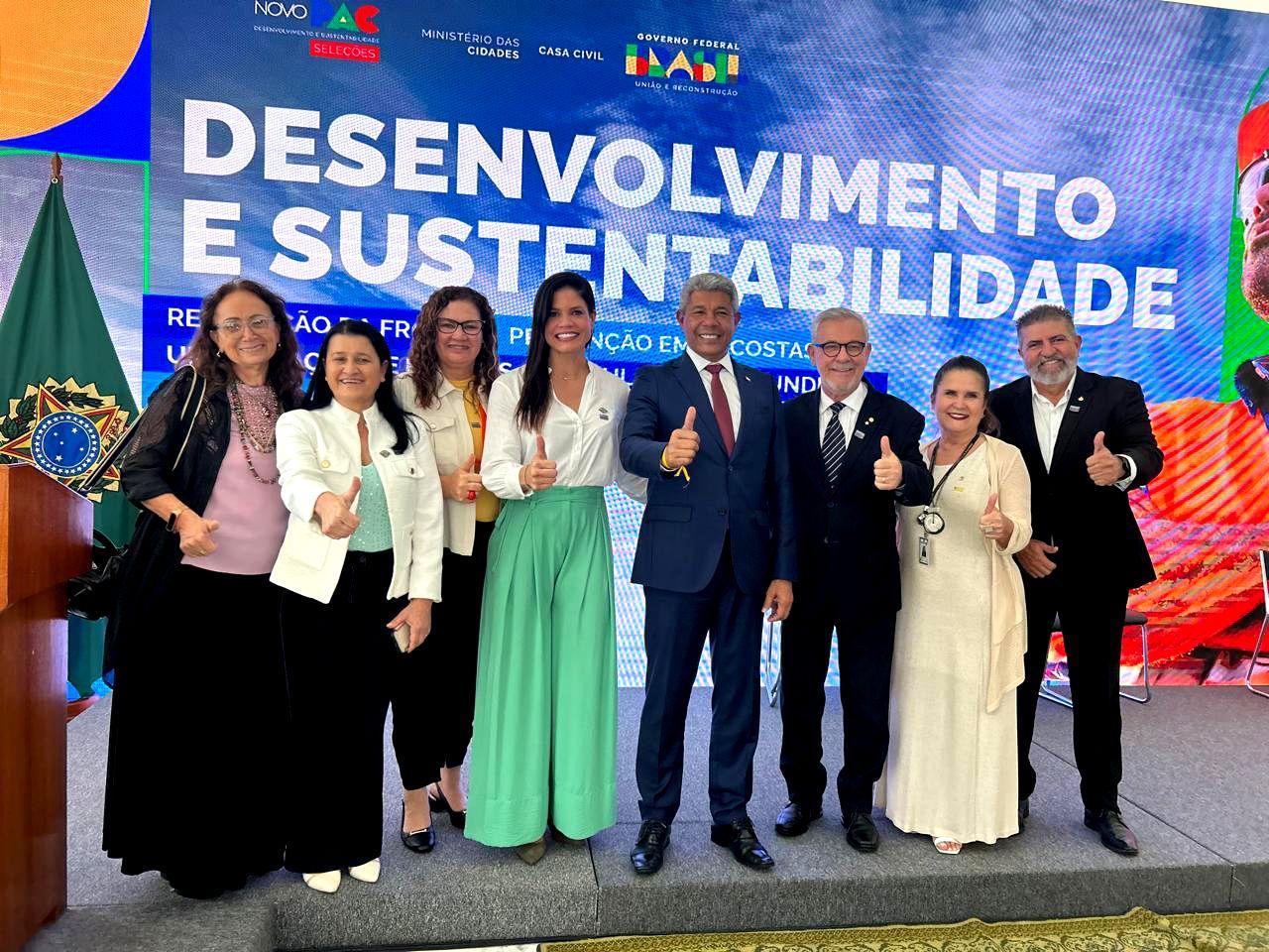 Produção de farinha de mandioca em nova unidade de beneficiamento de Vereda deve injetar R$ 4 milhões de reais por ano na economia do município