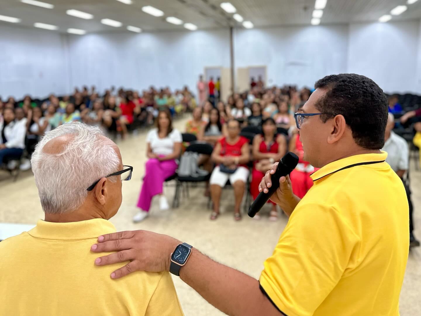 Bento Lima Fortalece Vínculo com a Comunidade em Ato Político