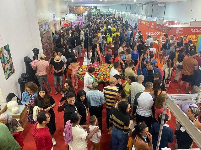 CHOCOLAT FESTIVAL EM ILHÉUS RECEBE 65 MIL PESSOAS E GERA R$ 25 MILHÕES EM NEGÓCIOS