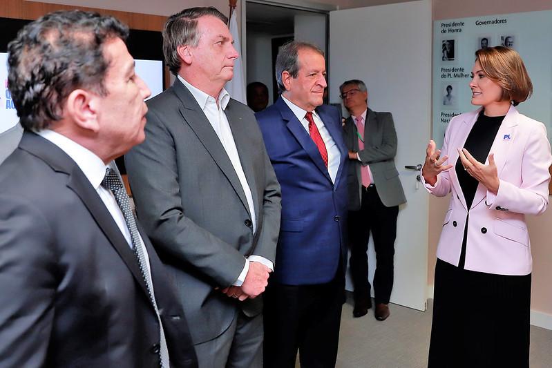 PL de Bolsonaro proíbe coligações com PT, PSOL e mais três siglas