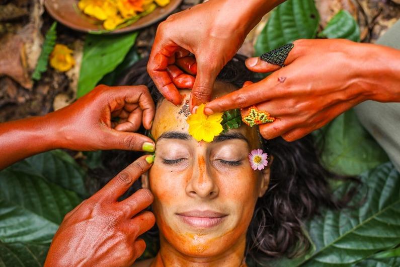 TEATRO DE ILHÉUS RECEBE O ESPETÁCULO MULHER SAGRADA DIA 13 DE AGOSTO