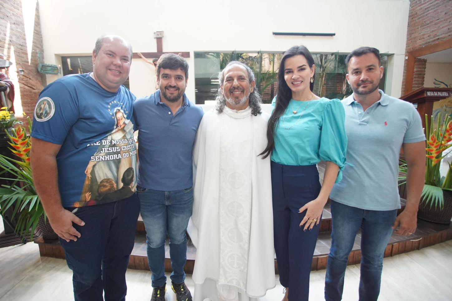 Valderico Júnior dedica dia de domingo à fé e à família