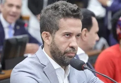 PF indicia André Janones por corrupção e peculato em caso de rachadinhas