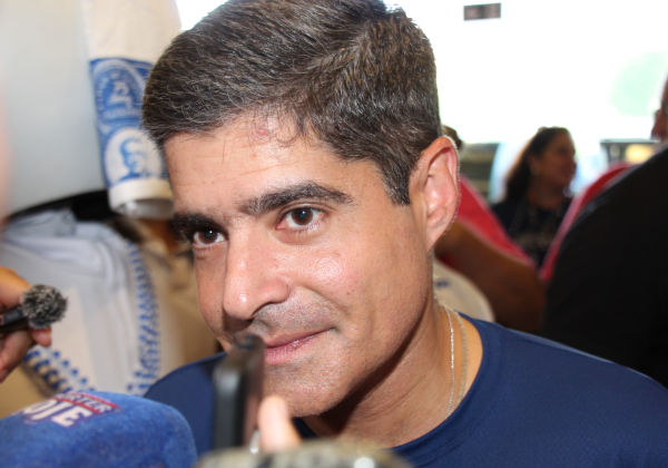 ACM Neto comemora vitória de Bruno Reis e provoca Geraldo Júnior e Jerônimo Rodrigues