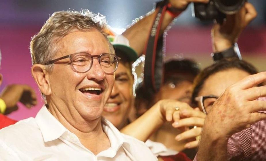 Com mais de 51% dos votos, Luiz Caetano é eleito prefeito de Camaçari