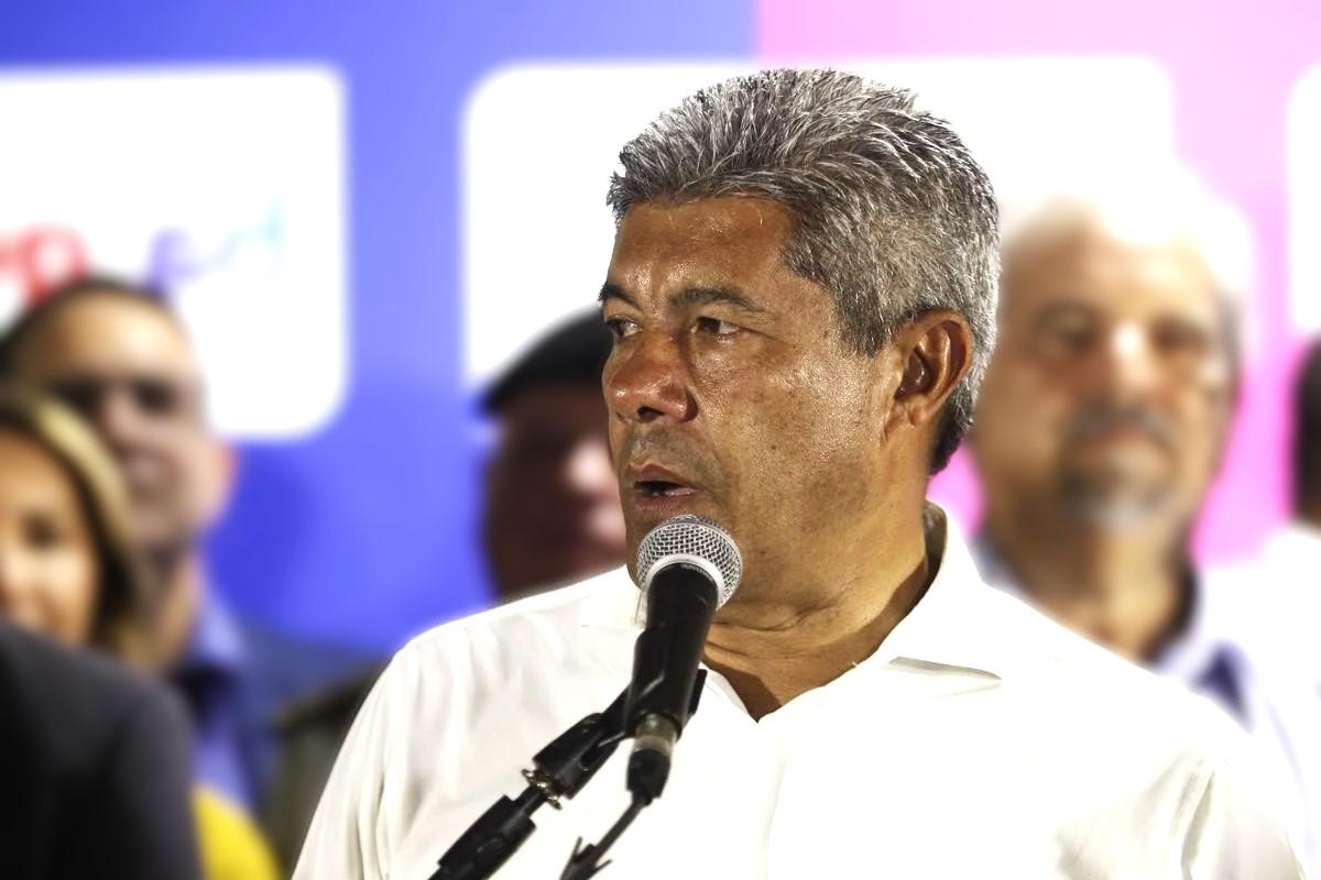 Jerônimo Rodrigues ignora derrota de Geraldo Júnior em Salvador e faz discurso genérico sobre eleições