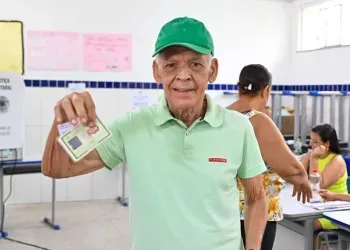 Marcos Medrado é eleito prefeito de Valença com 30,17% dos votos