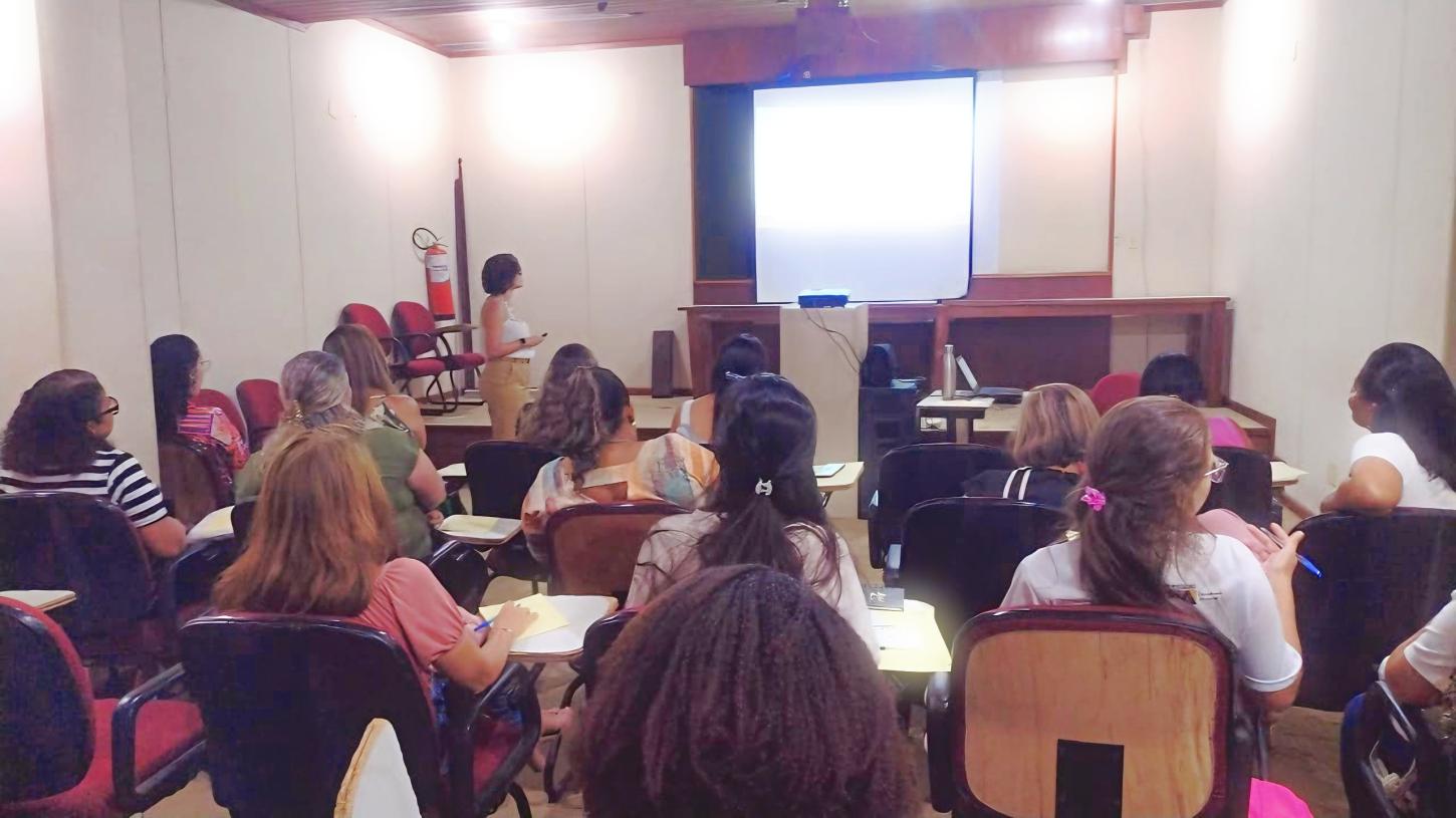 O Departamento de Atenção Primária oferece Capacitação para os Enfermeiros(as) das Unidades de Saúde