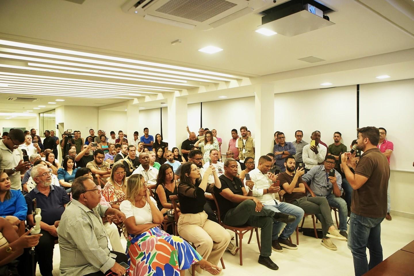 Valderico Júnior Promete Gestão Focada no Trabalho e União para Transformar Ilhéus