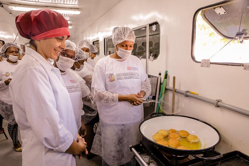 Curso de panificação e confeitaria começa a capacitar 60 mulheres, nesta segunda