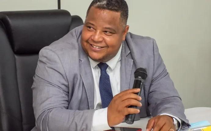 O PREFEITURÁVEL PORFÍRIO 