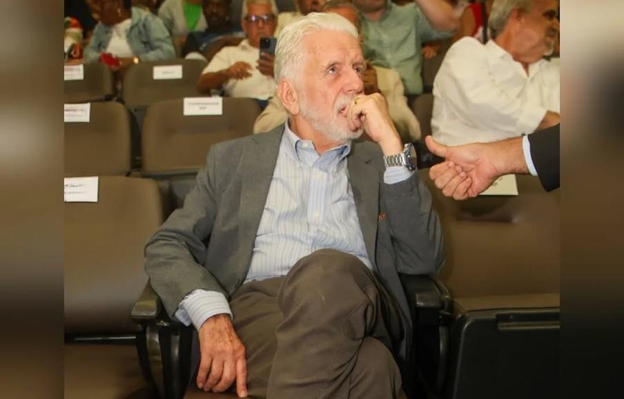 Bastidores em Movimento: Wagner e o Dilema da Reeleição