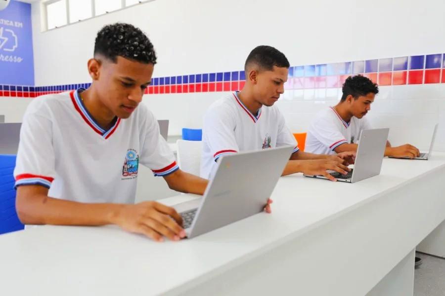 Matrícula 2025 nas escolas estaduais termina nesta terça-feira (21)