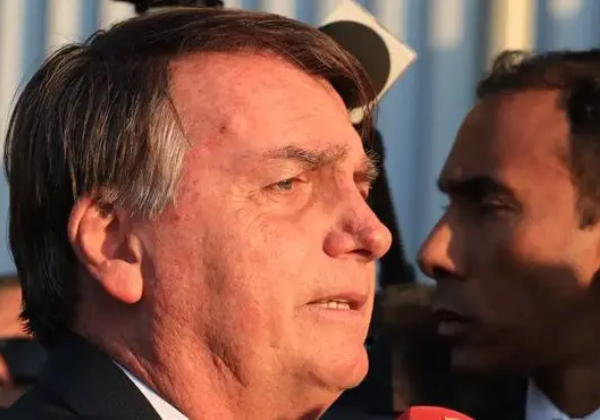 Bolsonaro pode usar vice de 2026 como ‘seguro’ e quer nome da família, diz coluna