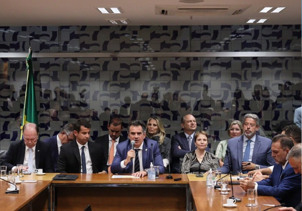 PP aprova formação de federação partidária com o União Brasil